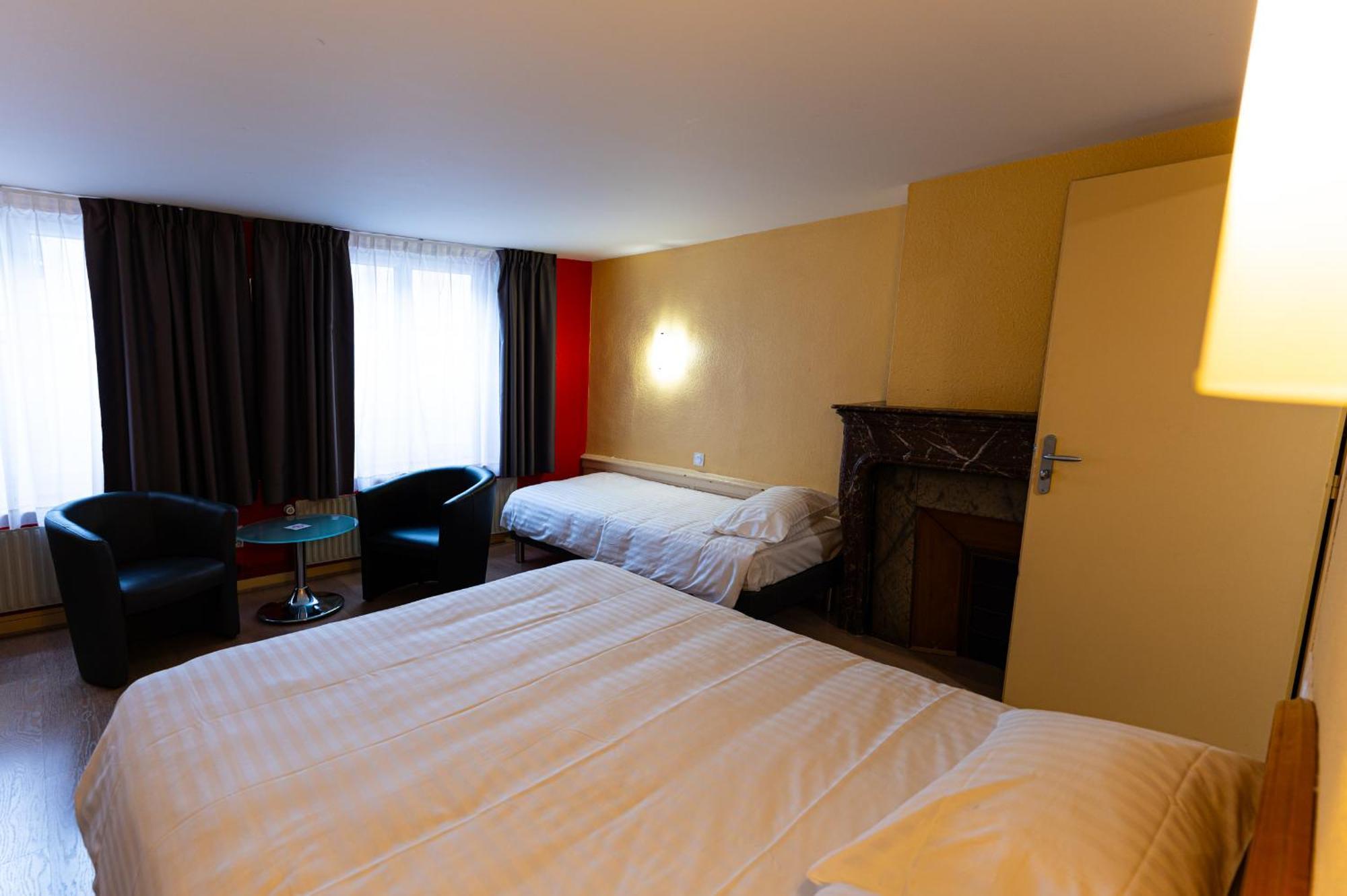 Hotel Cheval De Bronze Remiremont Zewnętrze zdjęcie