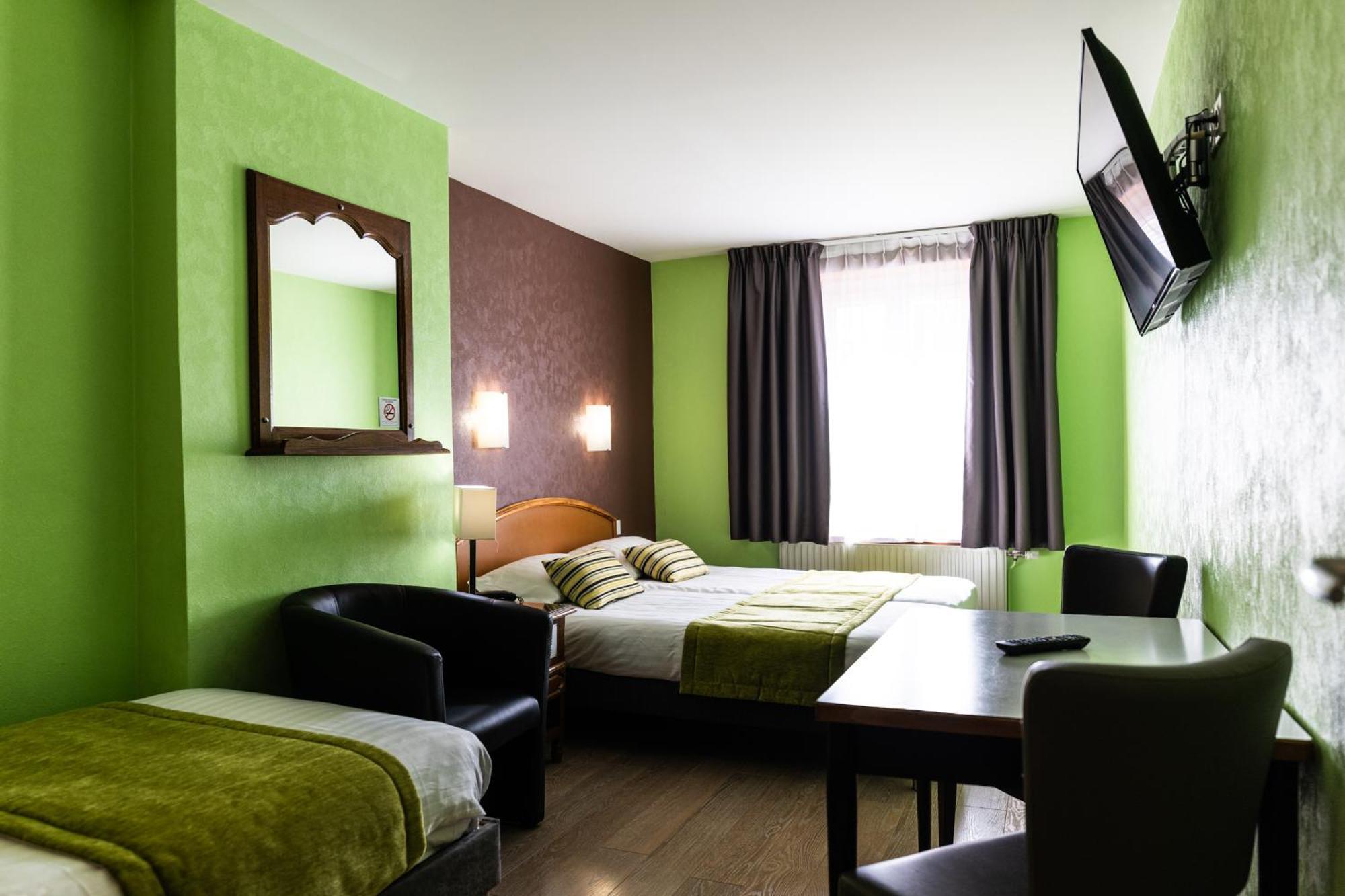 Hotel Cheval De Bronze Remiremont Zewnętrze zdjęcie