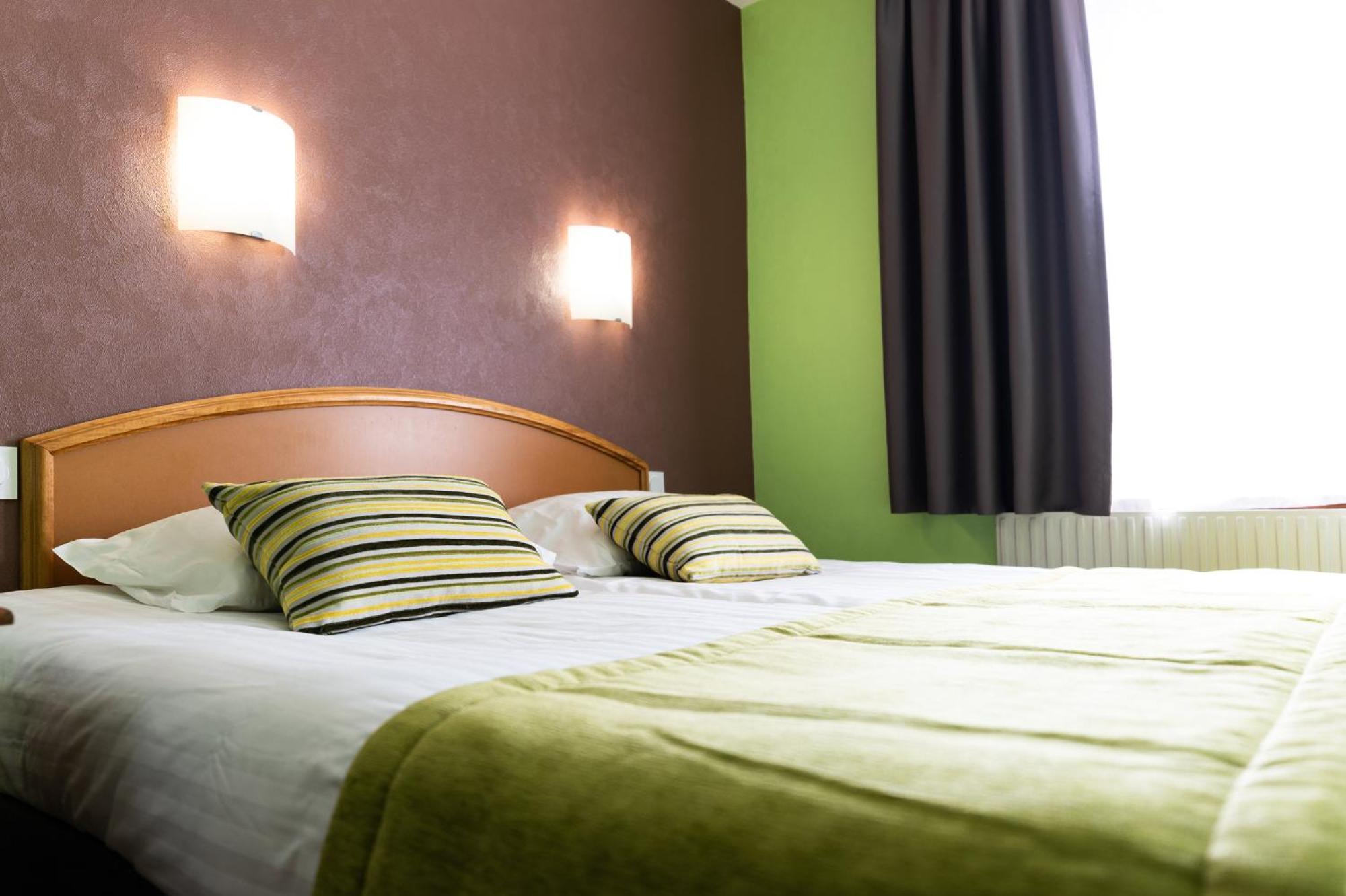 Hotel Cheval De Bronze Remiremont Zewnętrze zdjęcie
