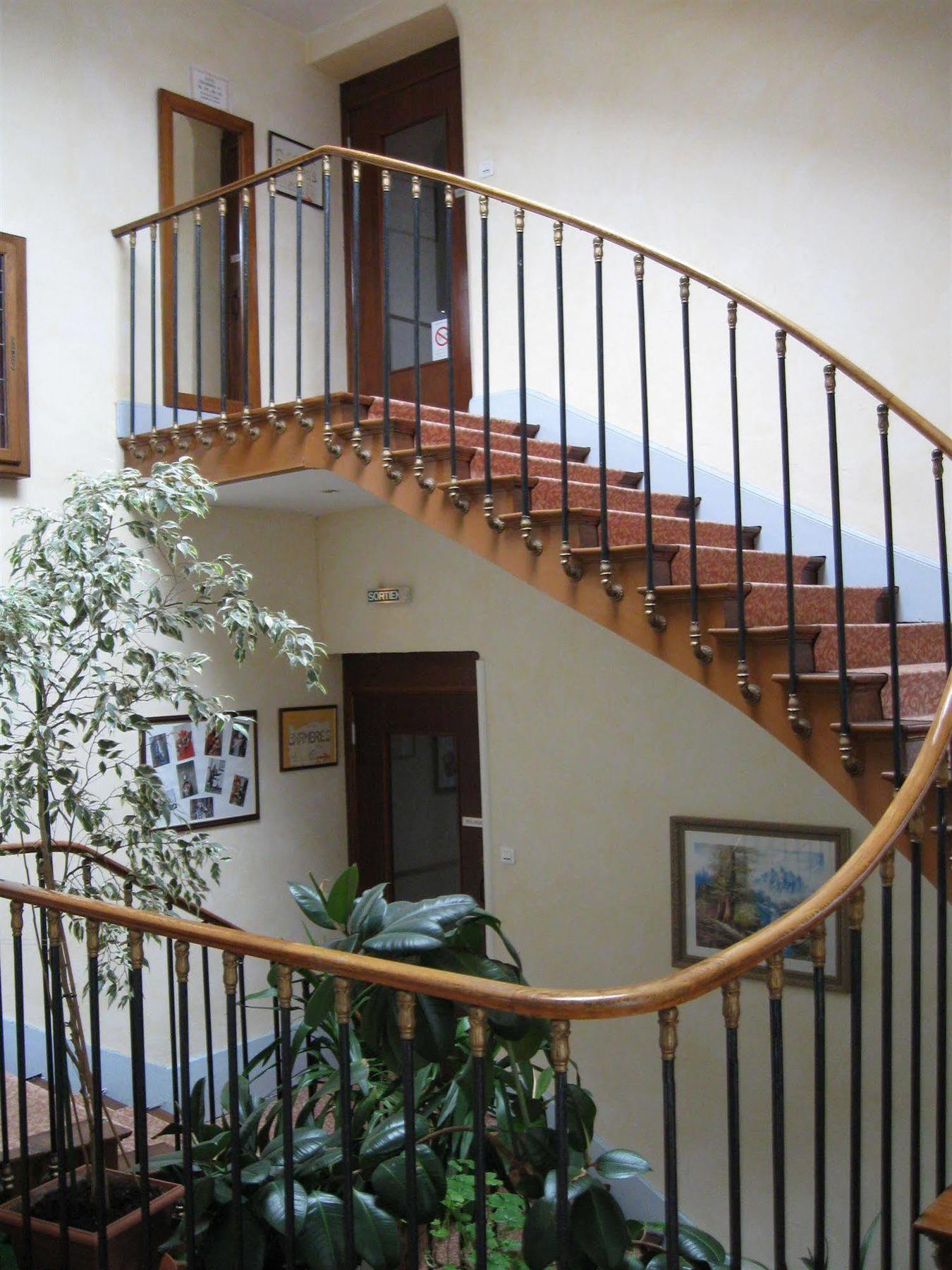Hotel Cheval De Bronze Remiremont Zewnętrze zdjęcie